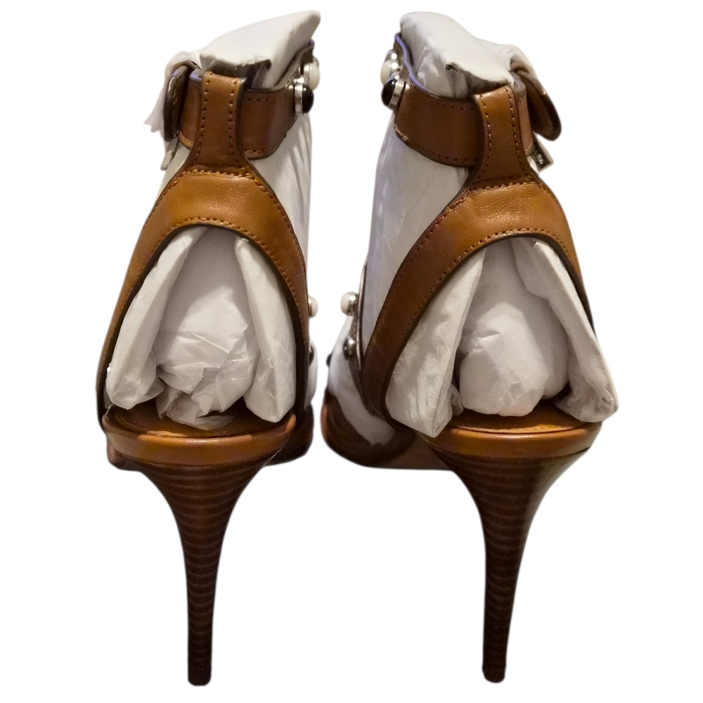 Coach Waverly Studded Leather Heels Women’s 10B - New In Box - Picture 3 of 6